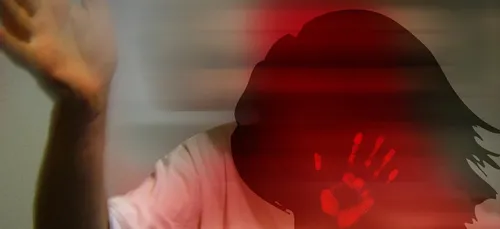 Il gifle une lycéenne puis tente de l’enlever