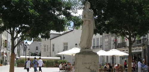 Orléans : Deux nouvelles enseignes en centre-ville !