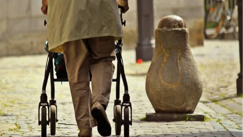 Charente : elle tue son mari avec son déambulateur