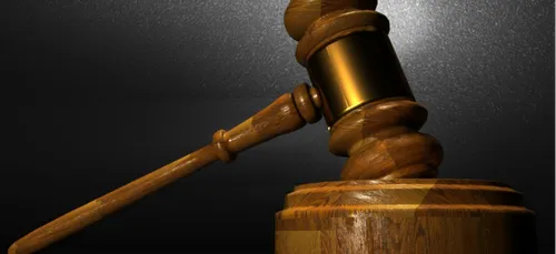 Loiret : un maire porte plainte suite à un salut nazi