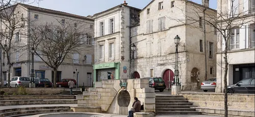 Angoulême : Une femme poignardée par son ex-compagnon