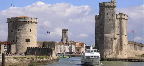 La Rochelle : 3 personnes retrouvées mortes à bord d’un voilier