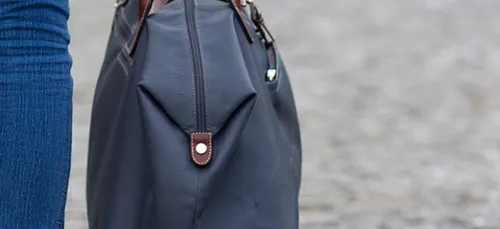 Charente : ils frappent violemment une mamie pour lui voler son sac