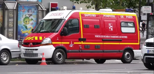 Maine-et-Loire : un camion percute une maison