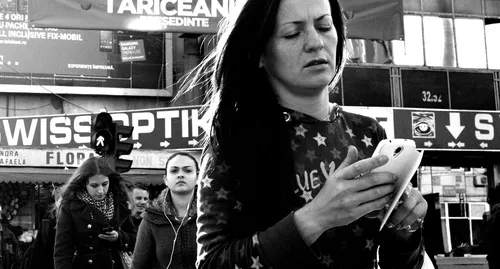 Smartphone addict : attention au danger des "Smombies" !