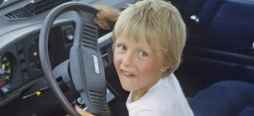 Loiret : trop alcoolisé pour conduire, il confie le volant à son...