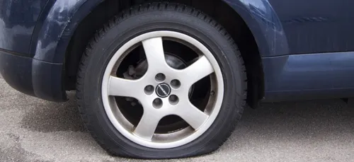 Deux-Sèvres : un serial « creveur » de pneus sévit à Bressuire