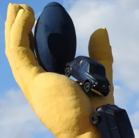 Vienne : une pétition a été lancée pour reconstruire la main jaune