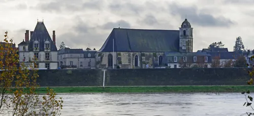 Amboise : des gendarmes sauvent une femme dans la Loire