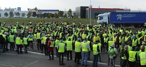 Poitou-Charentes : plusieurs gilets jaunes comparaîtront devant la...