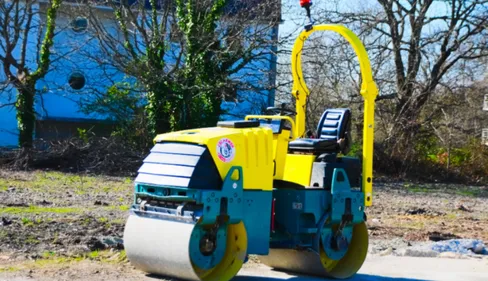 Cognac : ils volent un rouleau compresseur et se baladent en ville