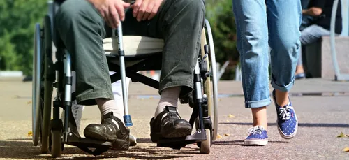 L’allocation adulte handicapé va augmenter à l’automne, et après ?