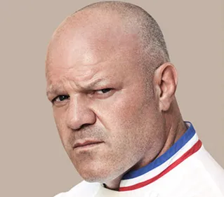 Roumazières  : Philippe Etchebest est passé aider des restaurateurs