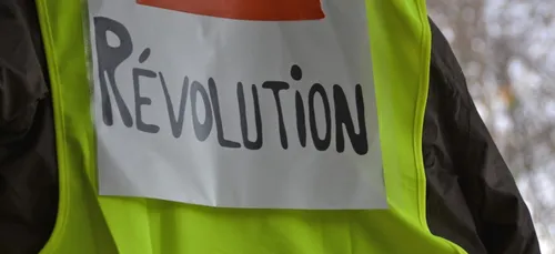 Limoges : échauffourées entre Gilets Jaunes et policiers   