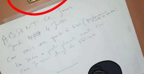 Loiret : un médecin annonce sa mise en garde à vue sur sa porte   