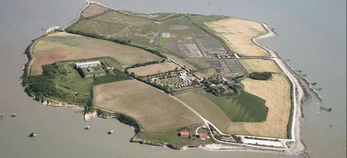 Charente-Maritime : femme et enfant coincés sur l’île Madame