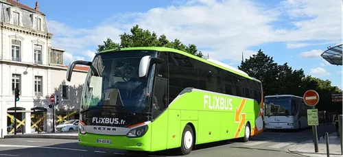 Limousin : des FlixBus à l’effigie de Chirac assureront la liaison...