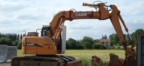 Charente : une femme âgée renversée par une tractopelle