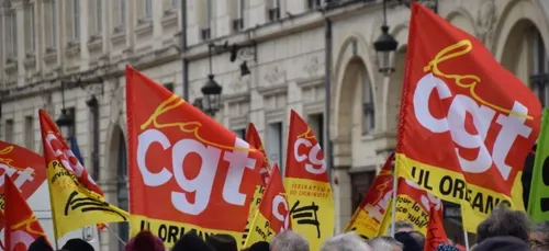 Plusieurs dizaines de milliers de manifestants ce jeudi contre la...