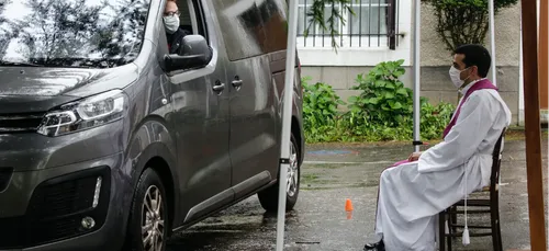 Limoges : un « drive confession » ouvert par deux prêtres