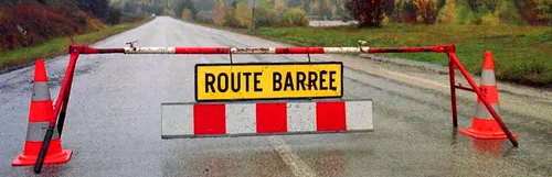 Indre-et-Loire : accident d’un camion transportant des produits...