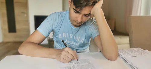 Nouvelle-Aquitaine : un service d’aide aux devoirs gratuit