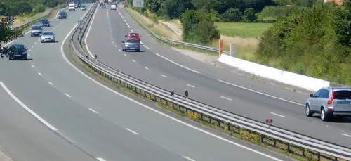 Charente-Maritime : trois mineurs interpellés pour avoir jeté des...