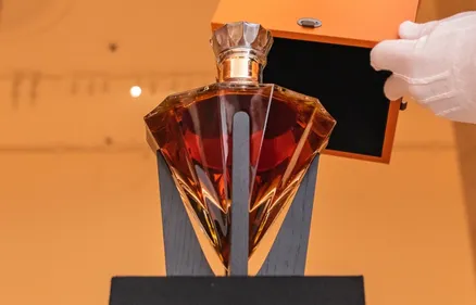 52 500 dollars pour un cognac anniversaire du rappeur Jay-Z