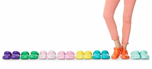 Les Crocs à talons : la nouvelle tendance mode qui cartonne (Photo)