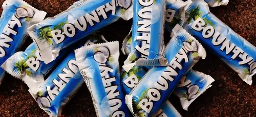 Bounty sort une version Piña Colada de sa barre chocolatée