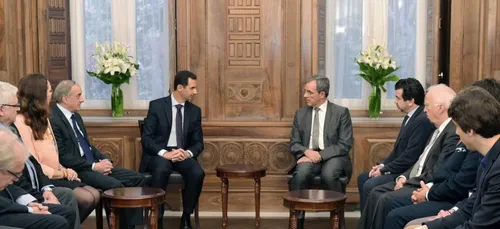 La Syrie courtisée: Le Caire appelle Damas à reprendre sa place à...