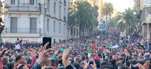 Bouteflika : les algériens dans la rue, contre un cinquième mandat