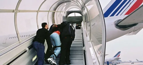 France / Expulsions : 1525 Algériens en situation irrégulière ont...