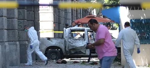 Tunis - Attentat : en pleine avenue Bourguiba, un kamikaze se fait...