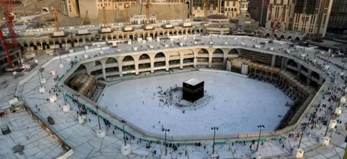 Arabe Saoudite Coronavirus : Riyad, Médine et La Mecque en confinement