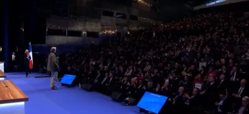 USA : Steve Bannon, ancien conseiller de Trump, arrêté et inculpé...