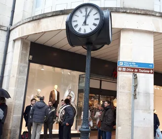 L’horloge du miroir est revenue !