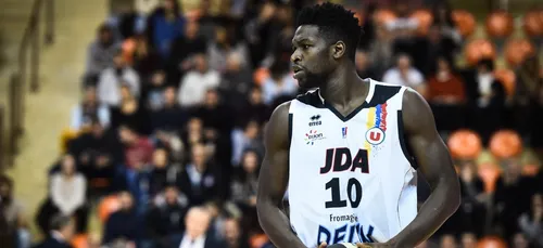 Basket : Jacques Alingué élu meilleur joueur du mois de mars