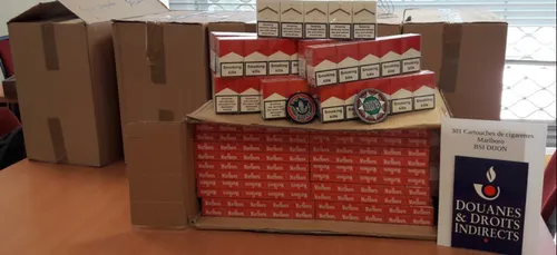 Les douaniers de Dijon saisissent plus de 300 cartouches de...