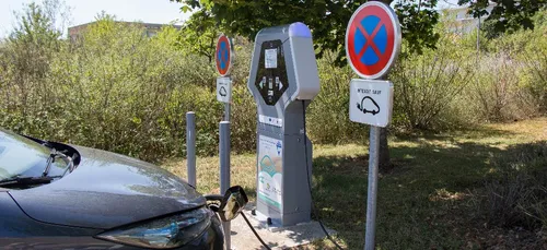 La recharge sera gratuite sur les bornes pour voiture électrique en...