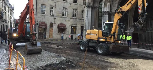 Les travaux ont commencés place Notre Dame
