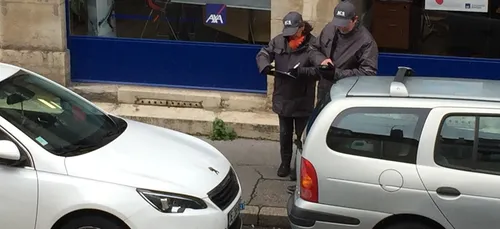 « EVAD » s'inquiète des stationnements de véhicules sur les...