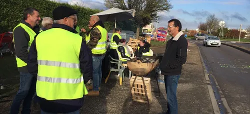 Les gilets jaunes de Fontaine-les-Dijon restent déterminés