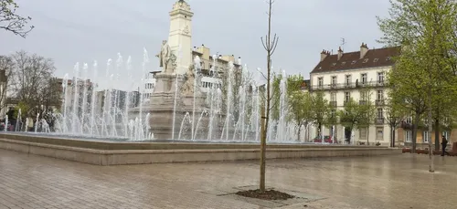 Un rassemblement place de République pour le Tchad