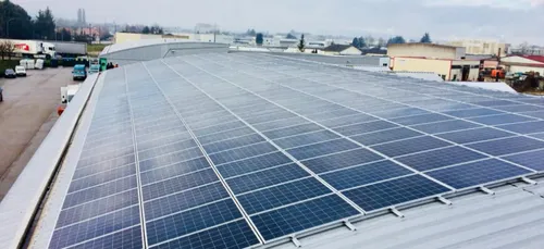 Une centrale photovoltaïque sur le centre technique de...