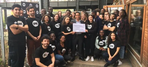 Des jeunes de Dijon rencontrent les candidats aux élections...