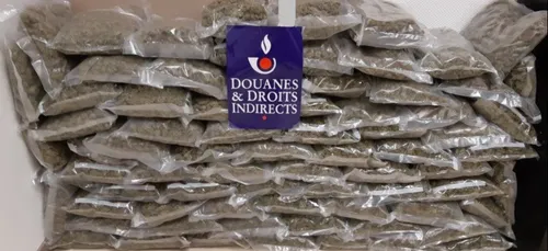 Saisie de 20,142 kg d’herbe de cannabis par la brigade des douanes...