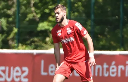 Football : Théo Barbet signe un contrat pro au DFCO