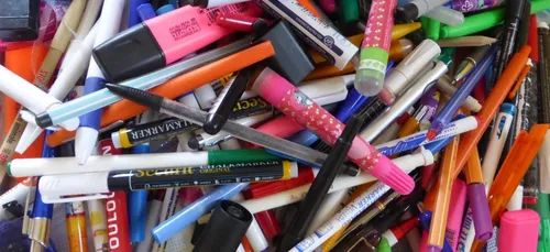 Opération de recyclage de matériels scolaires