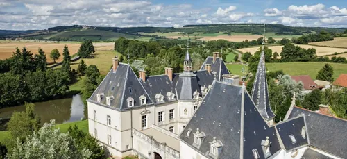 Redécouvrez le château de Sainte-Sabine